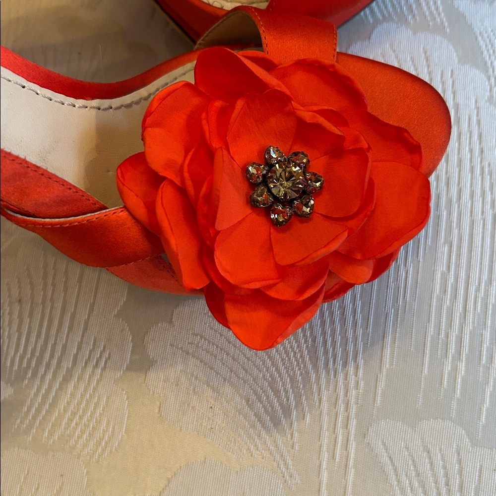 Vera Wang Vibrant Orange Floral Heels - Picture 3 of 5